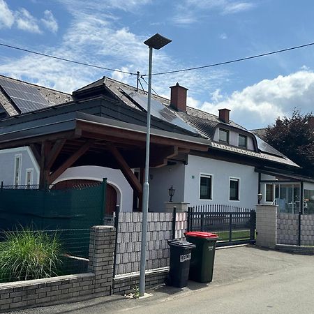 Villa Racing - Privatzimmer In Spielberg Spielberg Bei Knittelfeld Exterior photo